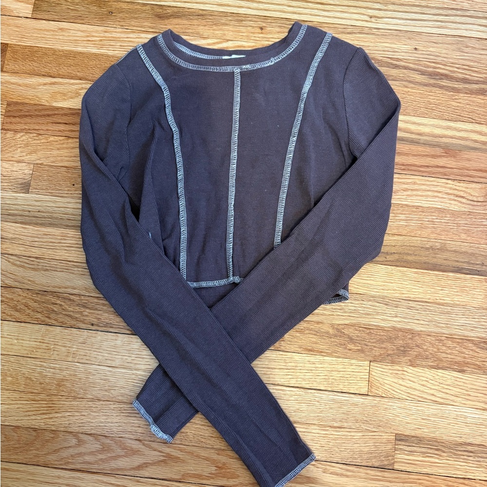 Stylish Long Sleeve Cropped Top in Brown